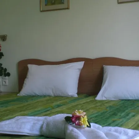 Exanthia Villas Apartment
