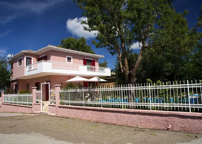 Апартаменты Exanthia Villas