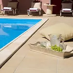 Exanthia Villas