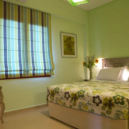 Апартамент Exanthia Villas *