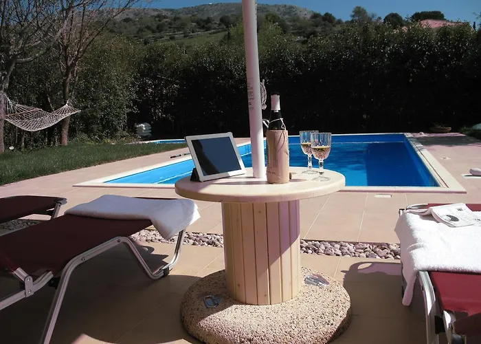 Exanthia Villas Apartment